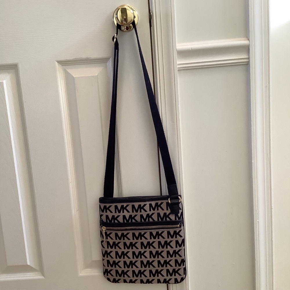 Michael Kors Crossbody Bag